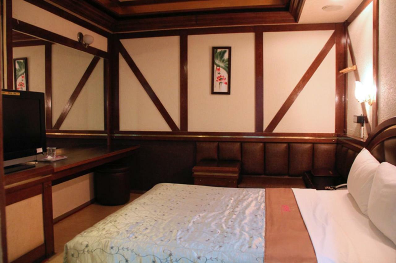 Persimmon Hotel Cidade de Hsinchu Exterior foto